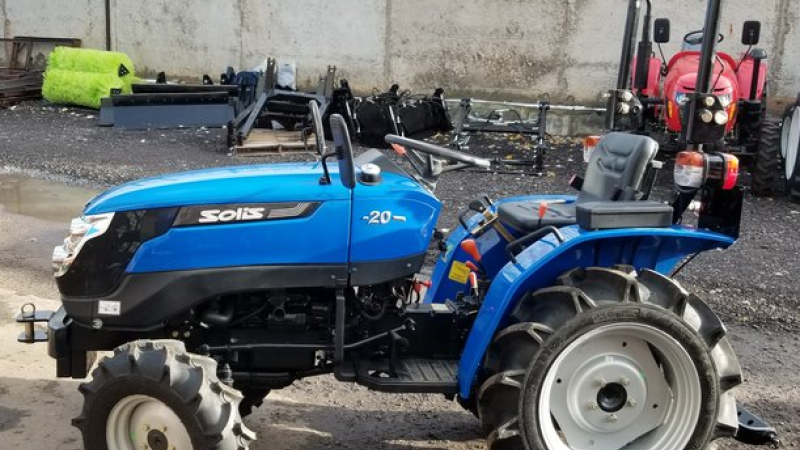 Трактор SOLIS 20