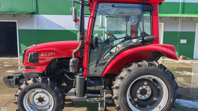 Трактор Dongfeng DF-504 G3 с кабиной