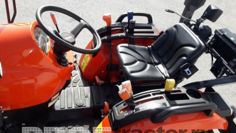 Минитрактор Kubota L3408