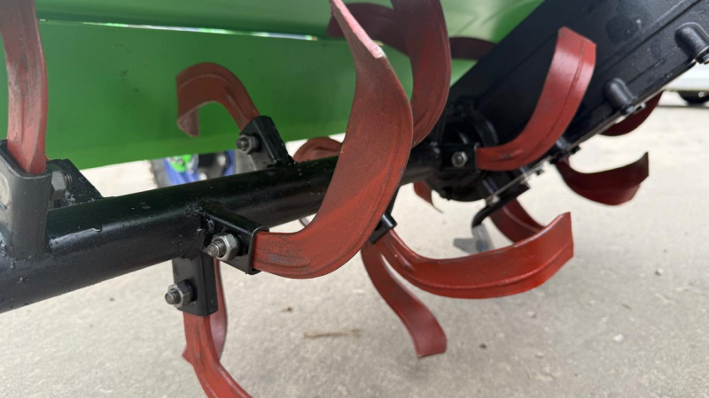 Мотоблок Рустрак Р-15 с фрезой и сидением