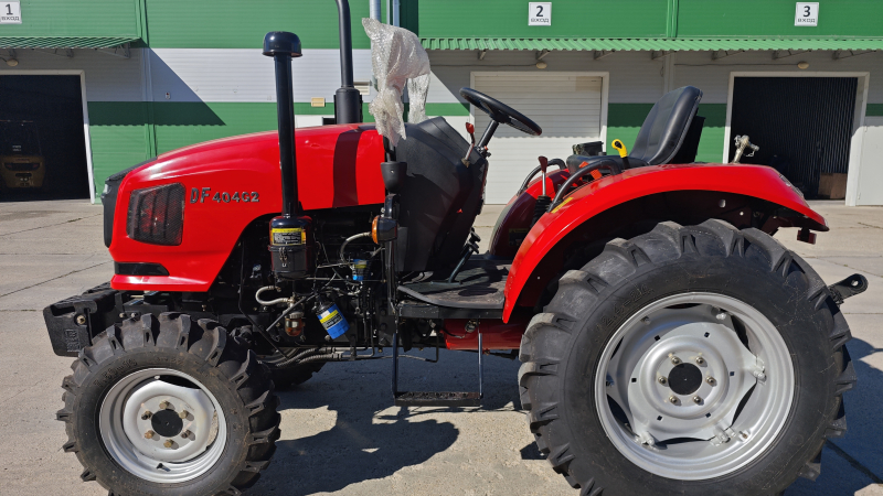 Минитрактор Dongfeng DF-404 G2 РЕВЕРС