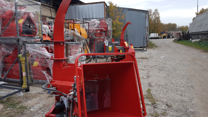 Измельчитель веток BX62R с гидрозахватом