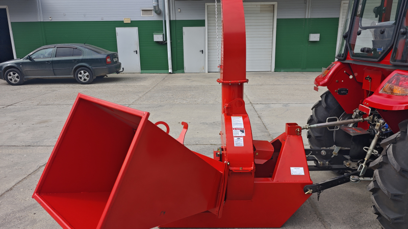 Измельчитель веток коммунальный BX62S