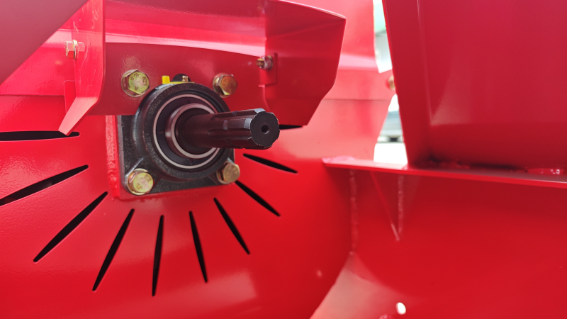 Измельчитель веток коммунальный BX62S